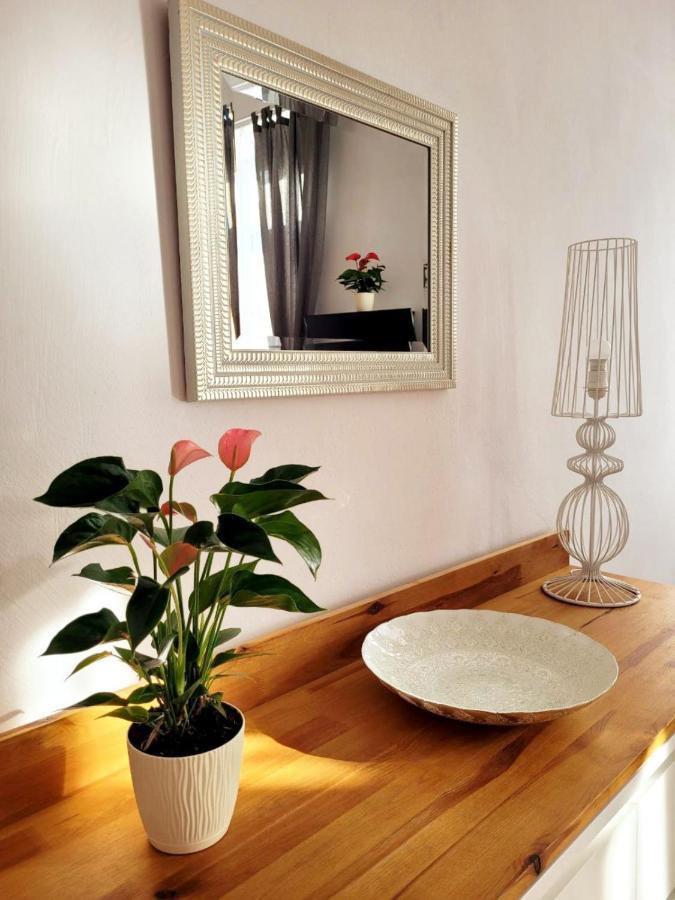 Przytulne Apartamenty W Centrum Warszawy Lok 2 Warschau Exterior foto